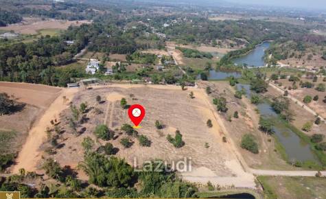 beautiful lands with mountain view in Mae Chan
