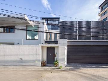 5 Bed 6 Bath 364 SQ.M House For Sale Ladprao 18