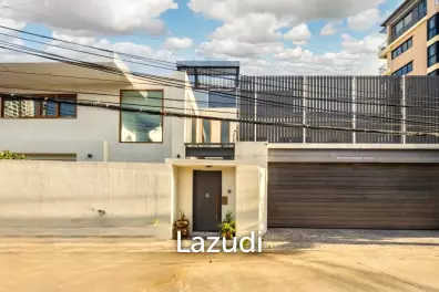 5 Bed 6 Bath 364 SQ.M House For Sale Ladprao 18