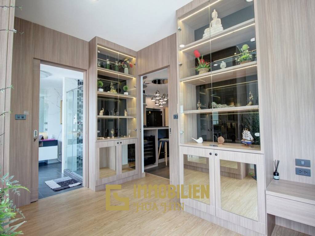 2 Bed 2 Bath Luxurious Condo in Sam Roi Yot