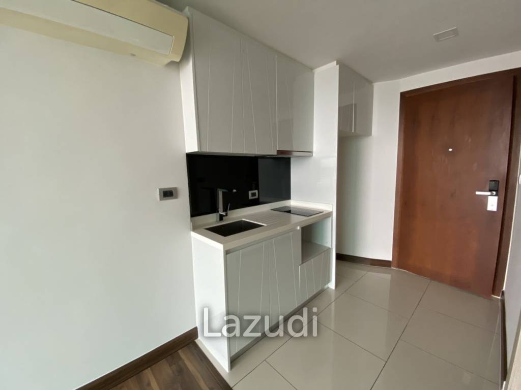 Studio 1 Bath 30.06 SQ.M The Peak Towers B