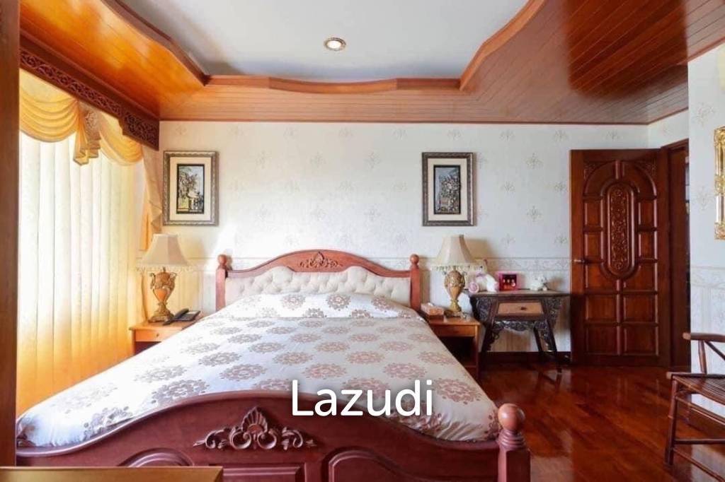 2 Bed 3 Bath 189 SQ.M Royal Cliff Garden
