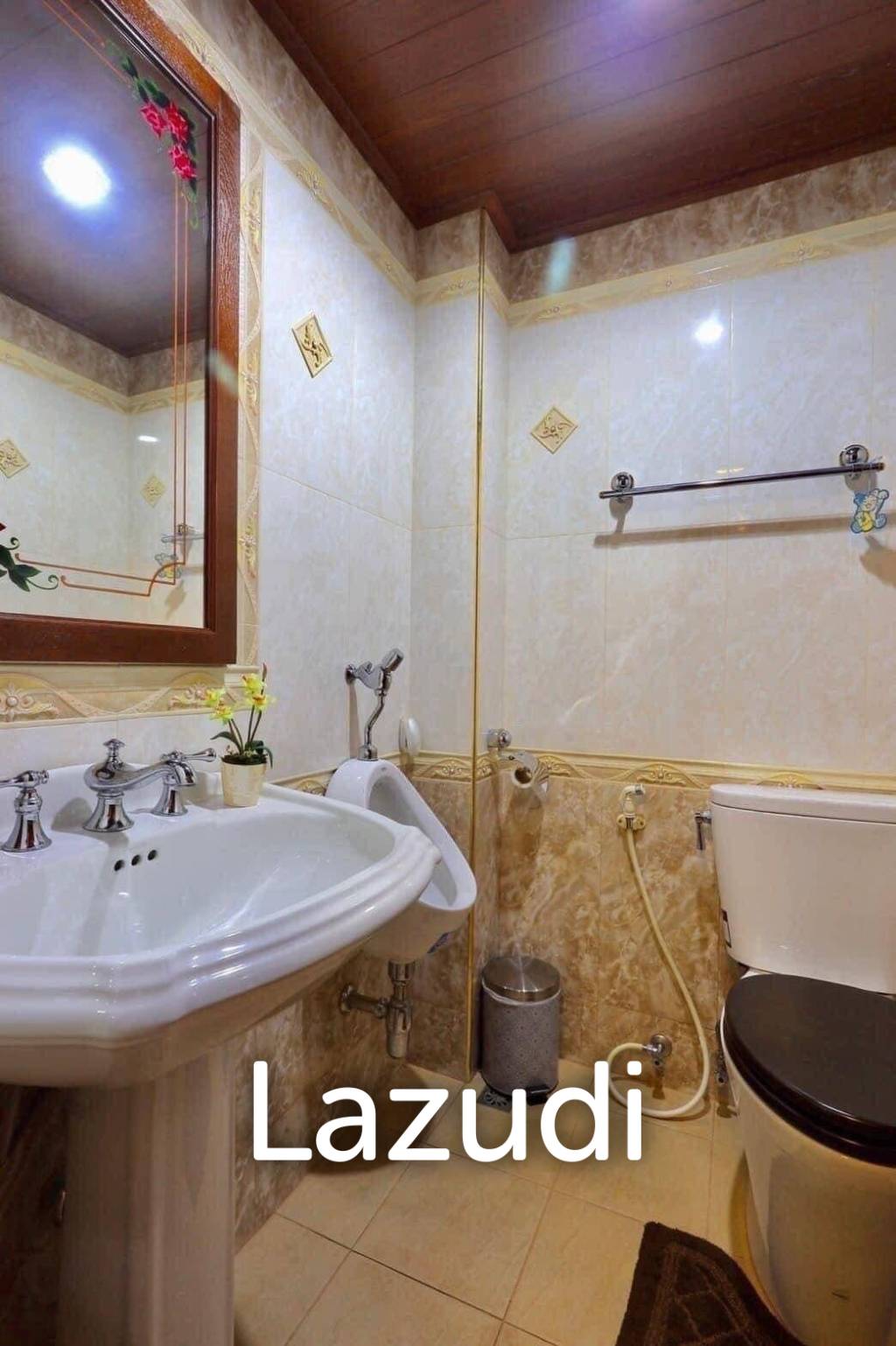 2 Bed 3 Bath 189 SQ.M Royal Cliff Garden