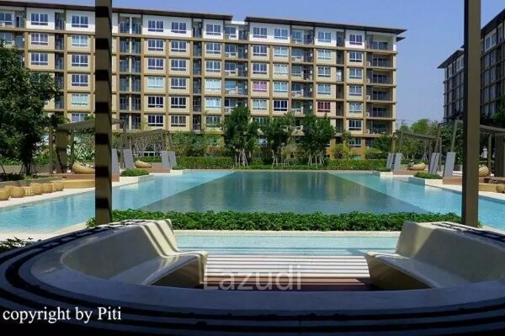 1 Bed Pool View Condo