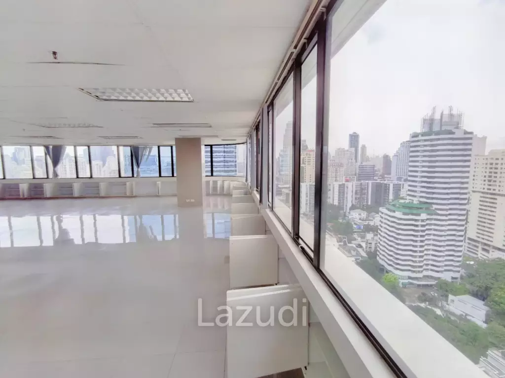 Office For Sale+Rent 558 SQ.M at Ocean Tower 1