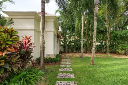 Luxurious Sai Taan Villa in Choeng Thale, Phuket