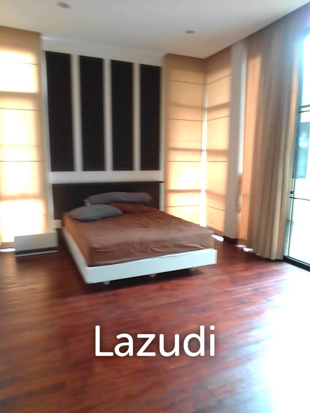 3 Bedrooms 3 Bathrooms ,928 sqm, Horseshoe point