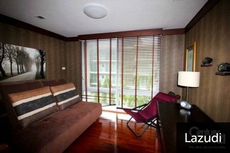 2 Bed Sea View Beachfront Condo in Town 2 Bed Sea View Beachfront Condo in Town