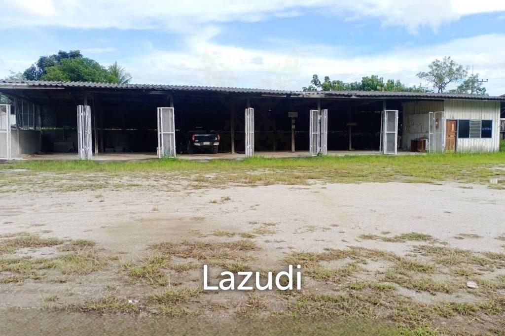 Sell/Rent 7 rai land close to the main road.