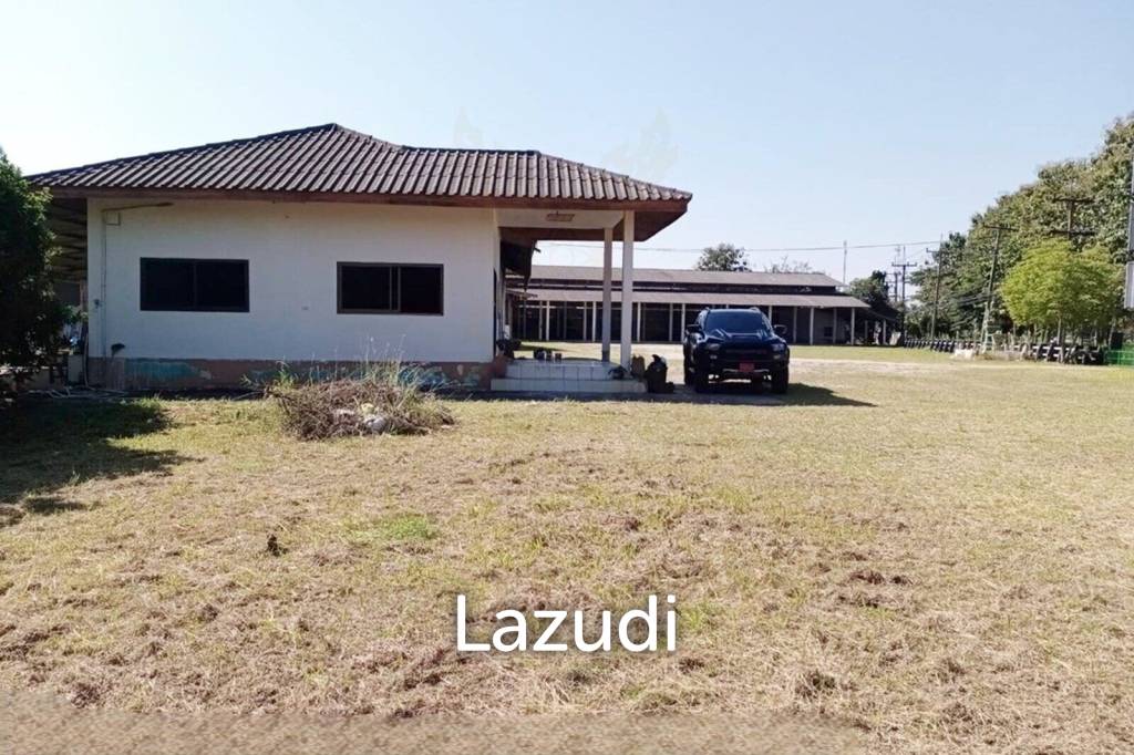 Sell/Rent 7 rai land close to the main road.