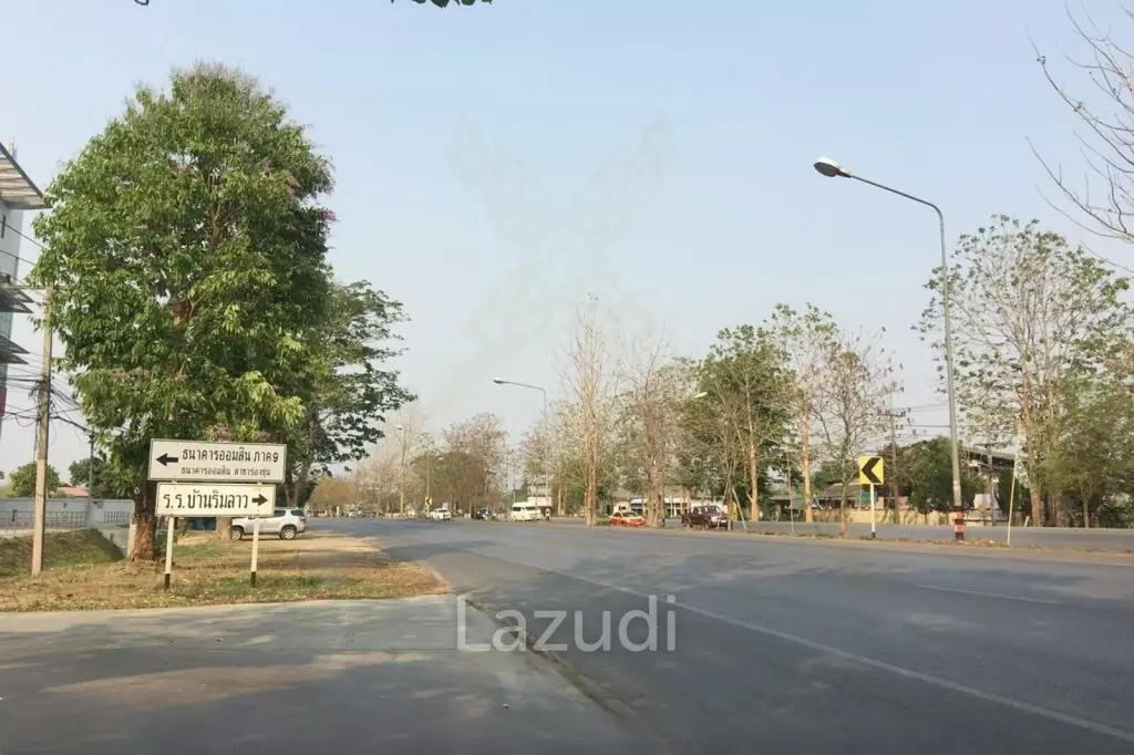 Sell/Rent 7 rai land close to the main road.