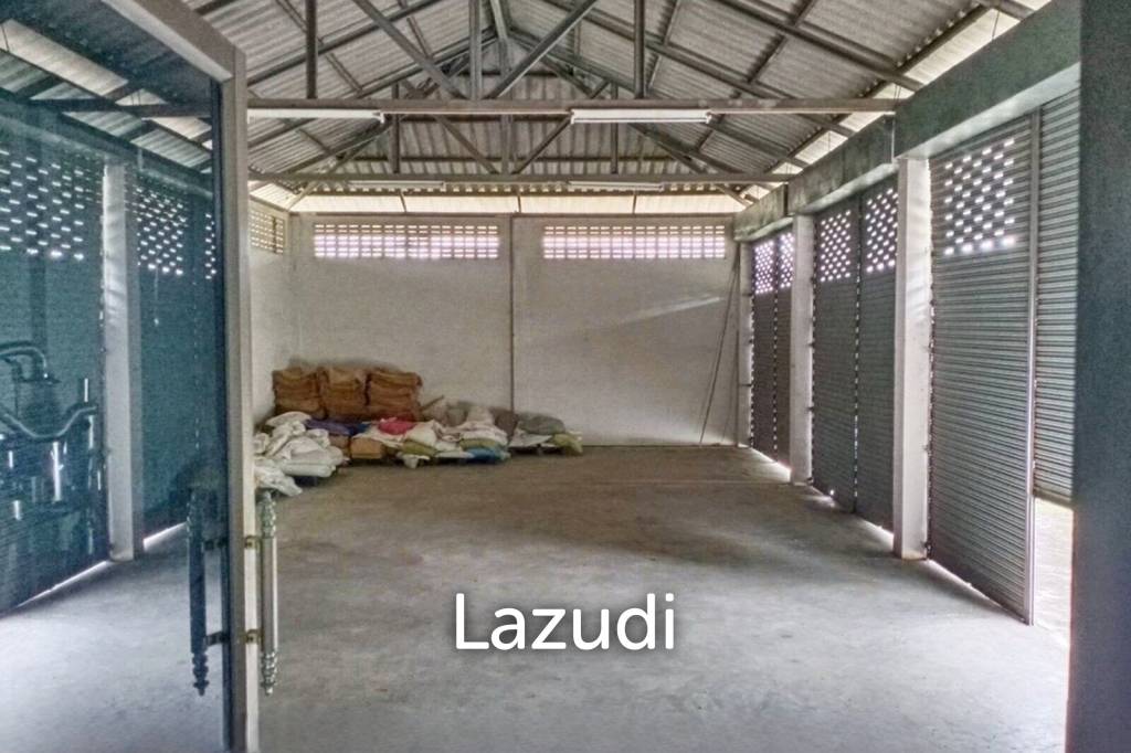Sell/Rent 7 rai land close to the main road.