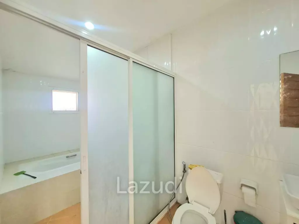 5 Bedrooms 5 Bathrooms,760 sqm, Siam country Club