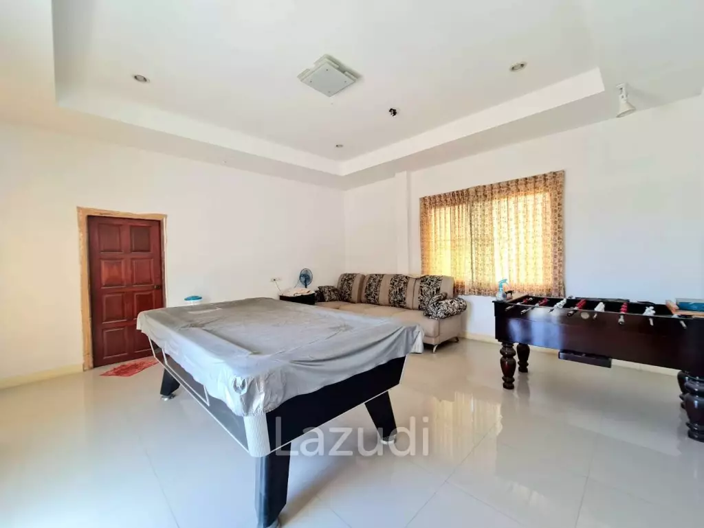 5 Bedrooms 5 Bathrooms,760 sqm, Siam country Club