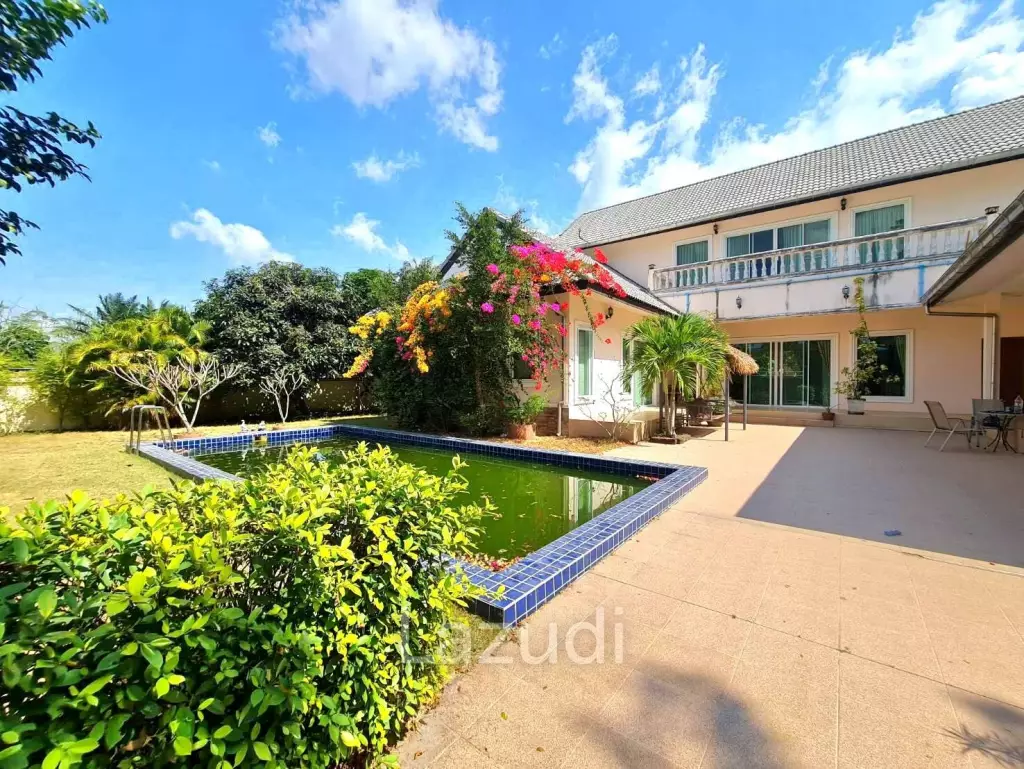 5 Bedrooms 5 Bathrooms,760 sqm, Siam country Club