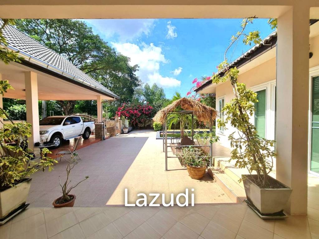 5 Bedrooms 5 Bathrooms,760 sqm, Siam country Club
