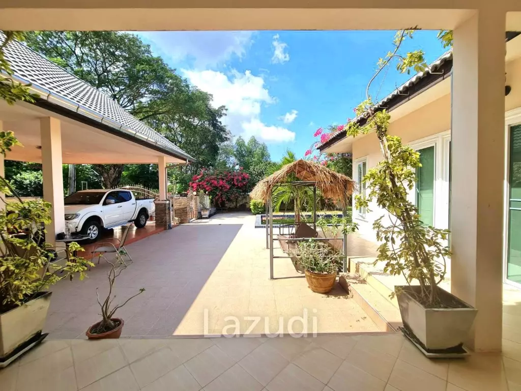 5 Bedrooms 5 Bathrooms,760 sqm, Siam country Club