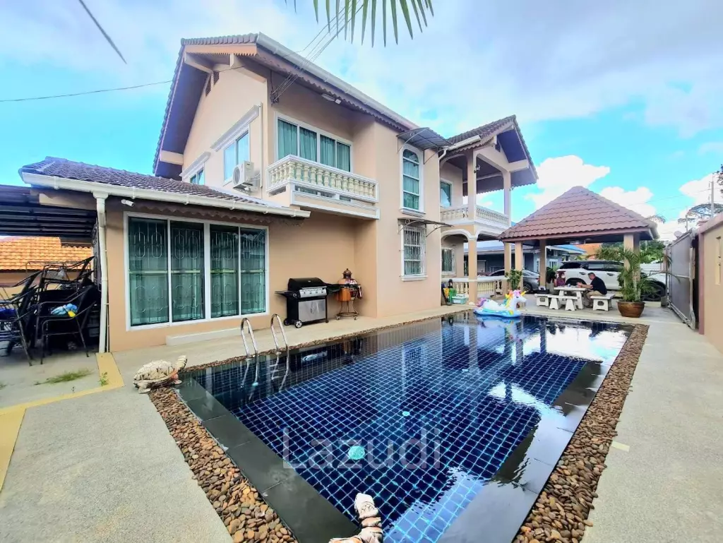 5 Bedrooms 3 Bathrooms, 400 sqm , Pool villa Bang salay