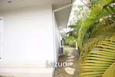 Woodlands Residence: 6 Bed 6 Bath Mountain View