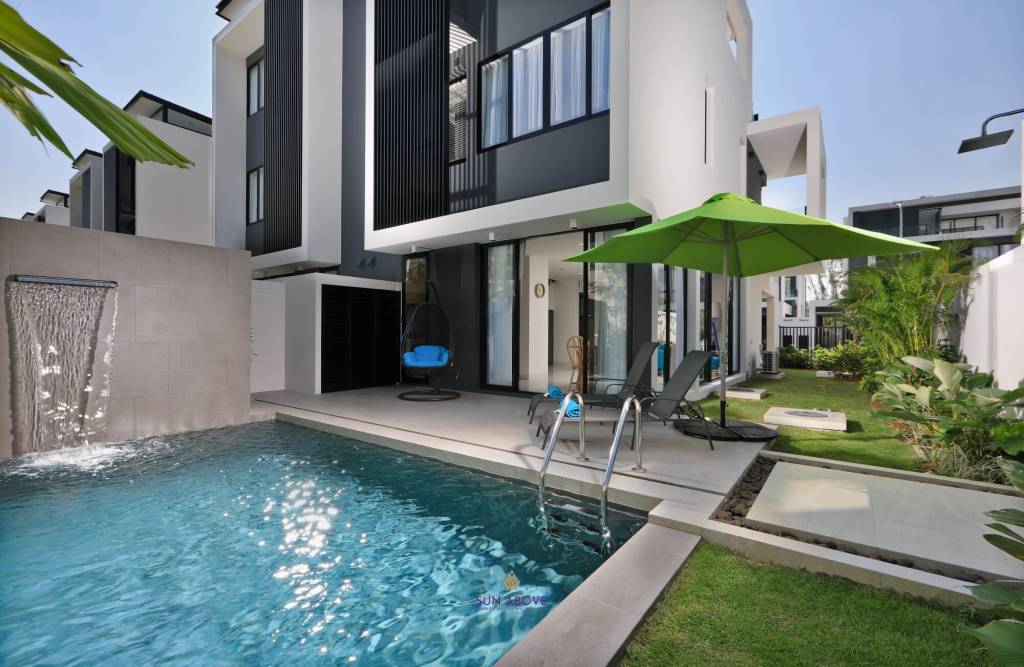 3 BEDROOM TOWNHOUSE | LAGUNA PARK 2