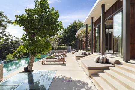 EXCLUSIVE 4 BEDROOM SEA VIEW VILLA - LAYAN