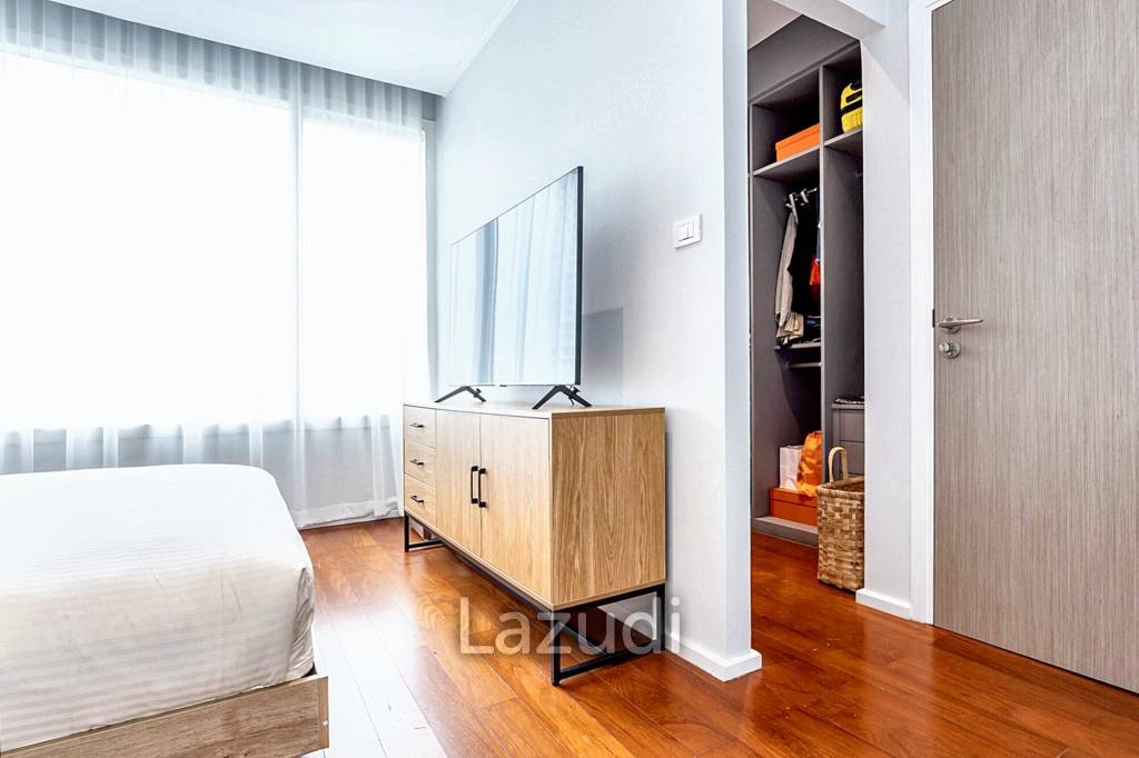 2 Bed 2 Bath 77 SQ.M Wind Sukhumvit 23