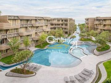 1 Bed Pool View Beachfront Condo