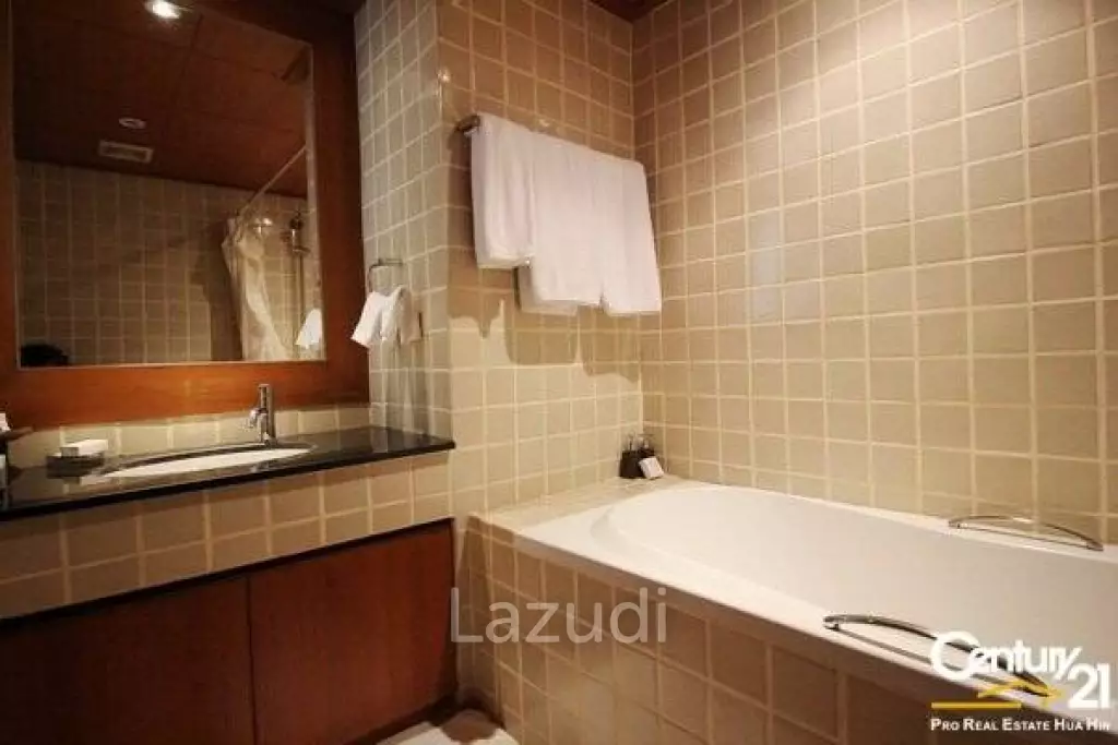 3 Bed Sea View Beachfront Condo