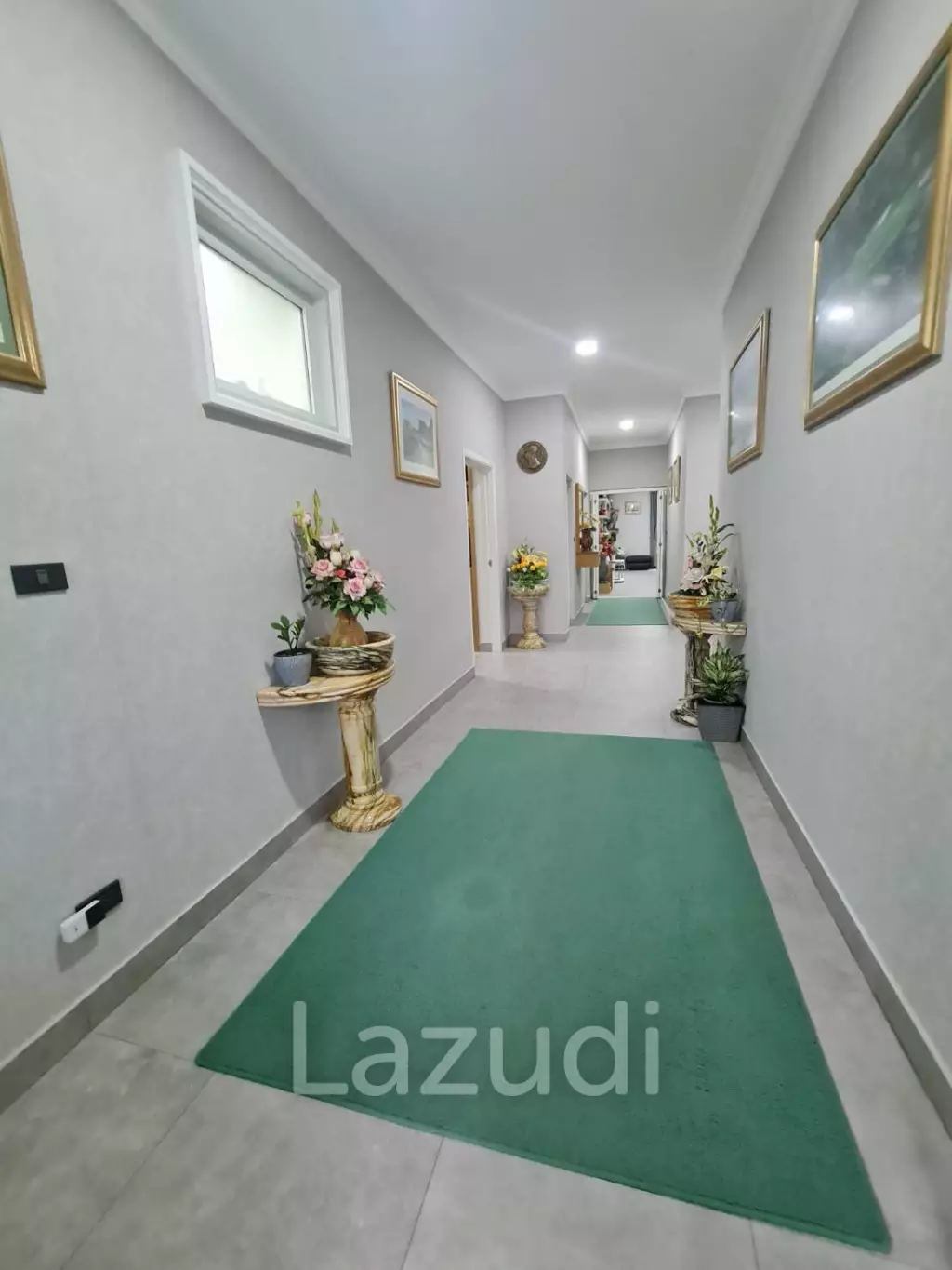 4 Bedrooms 6 Bathrooms, 800 sqm, Phoenix Golf Coruse