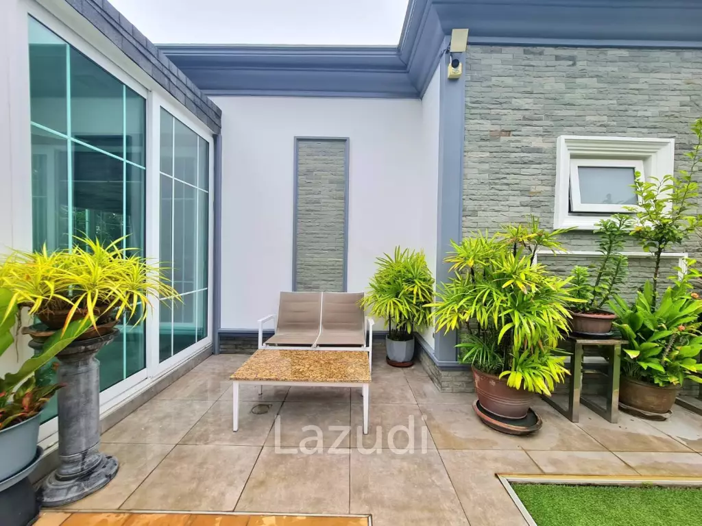 4 Bedrooms 6 Bathrooms, 800 sqm, Phoenix Golf Coruse