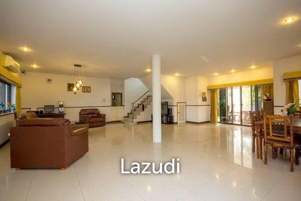SUNSET VILLAGE : 2 Storey 3 Bed Villa On Big Land Plot