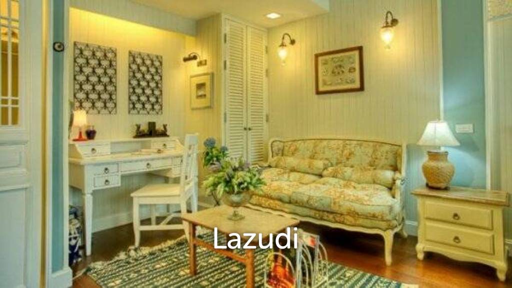 Luxury 2 Bed Beachfront Condo in Town