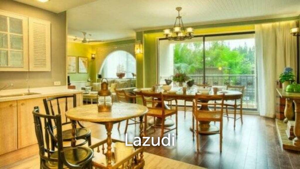 Luxury 2 Bed Beachfront Condo in Town