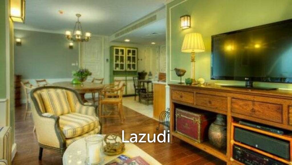 Luxury 2 Bed Beachfront Condo in Town