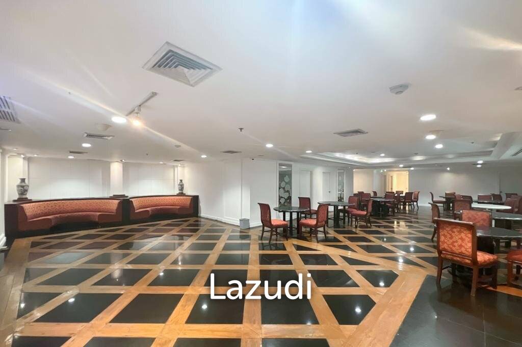 Unleash Your Potential w/ Versatile 500m2 Comm Space in Sukhumvit Soi 33