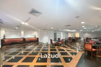 Unleash Your Potential w/ Versatile 500m2 Comm Space in Sukhumvit Soi 33