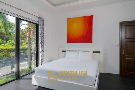 1,000 qm 3 Bett 2 Bad Villa Für Verkauf