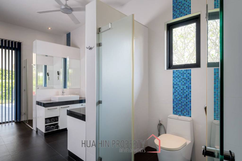BAAN ING PHU : 3 Bed Pool Villa near Black Mountain Golf Course