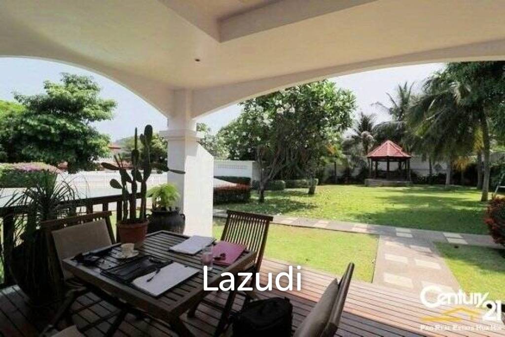 2,000 metro cuadrado 4 ` 3 Baño Villa de Venta