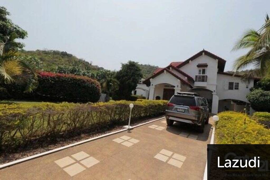 2 Storey 4 Bed Pool Villa with Amazing Views