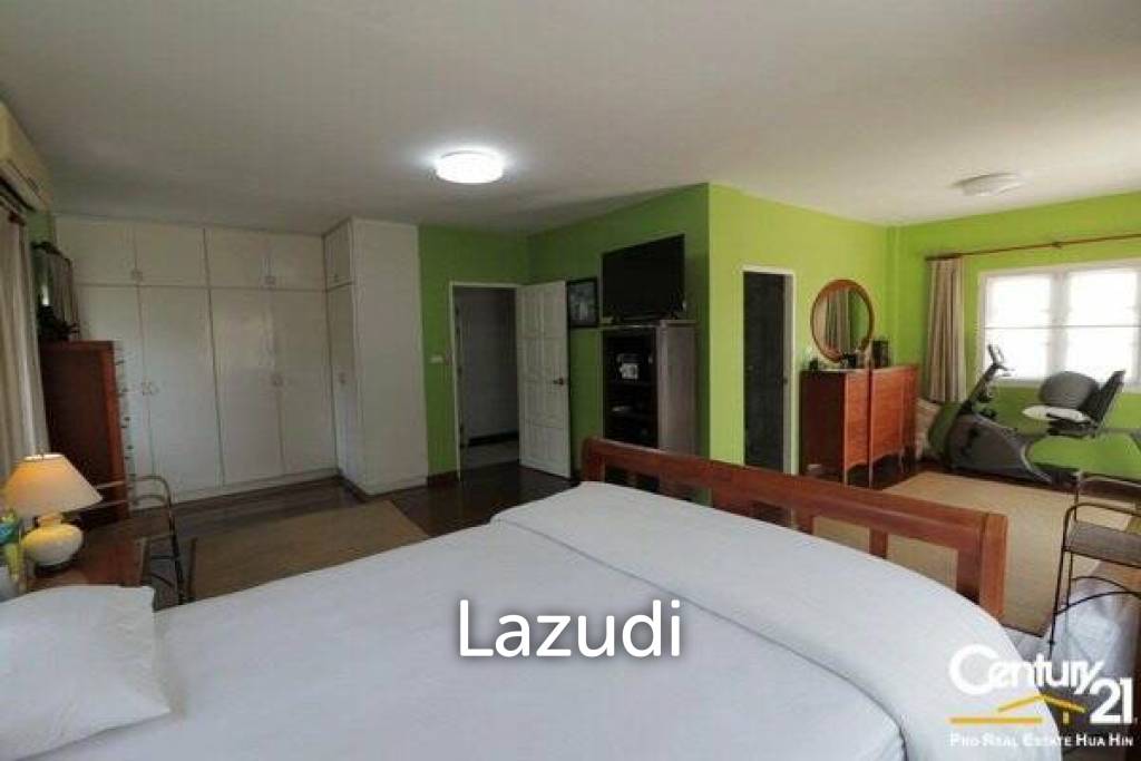 2,000 metro cuadrado 4 ` 3 Baño Villa de Venta