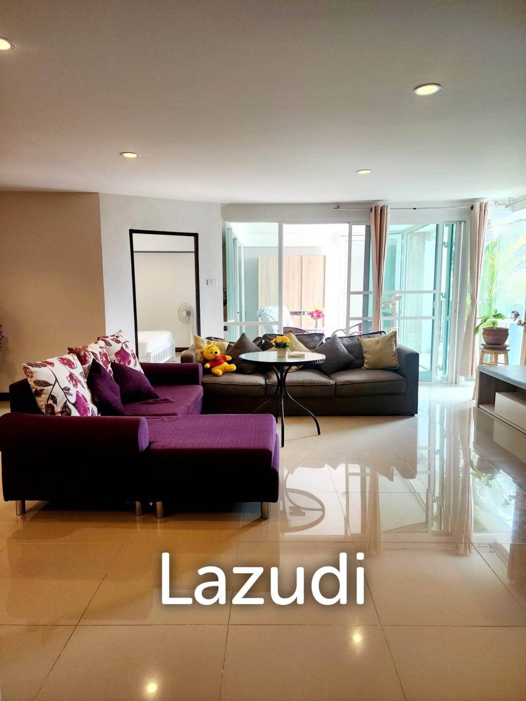 Large 1 Bedroom condo soi 102 The Pride