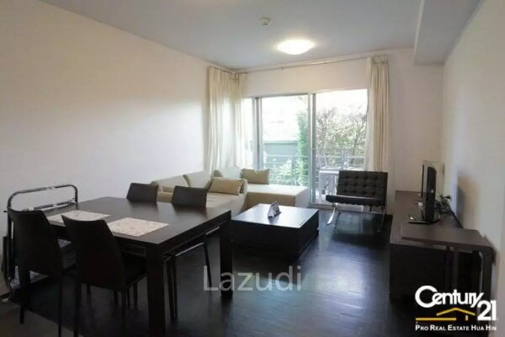 2 Bed Beachfront Condo in Town