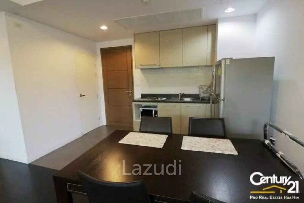 2 Bed Beachfront Condo in Town