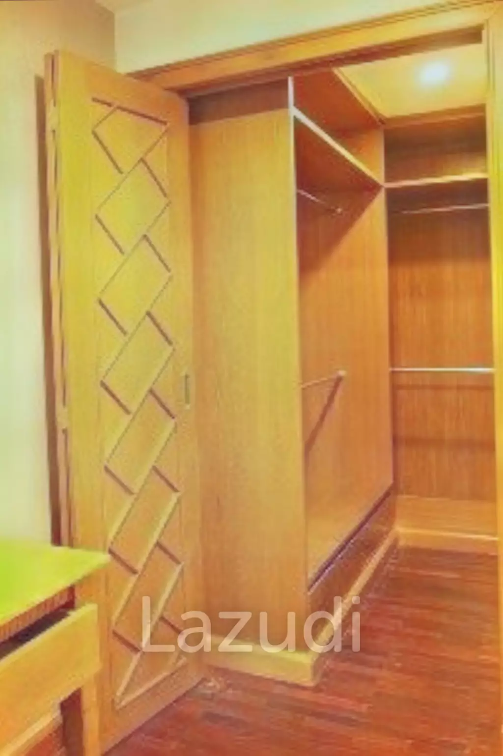 3 Bed 3 Bath 200 SQ.M at Nagara Mansion