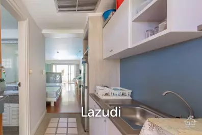SPRINGFIELD BEACH : Great value Pool and Seaview Condo