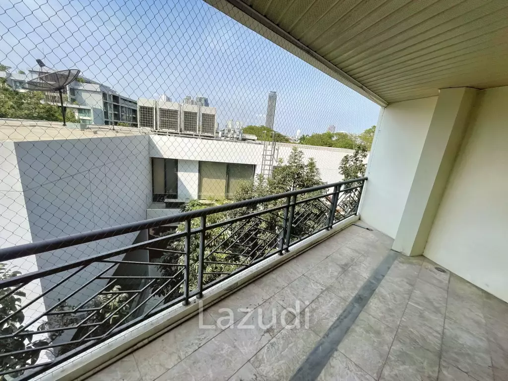 2 Bed 2 Bath 121 SQ.M Prime Mansion Promsri