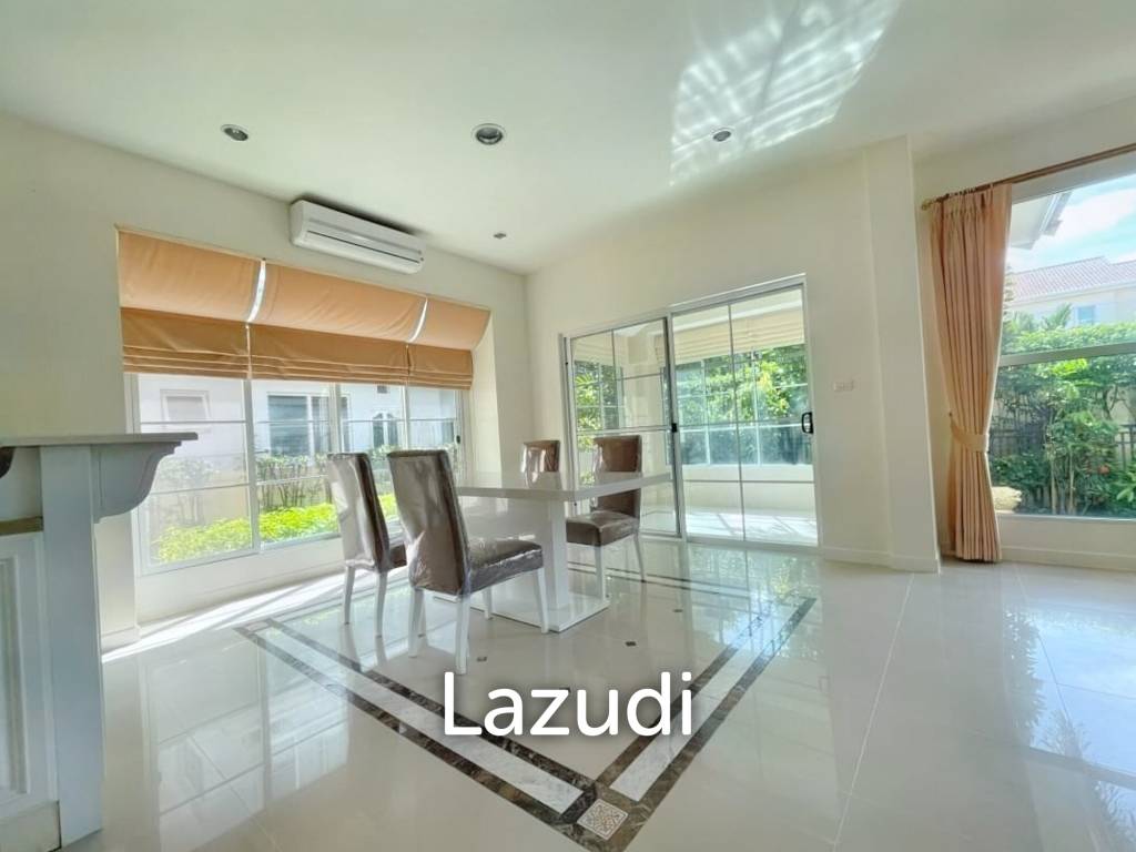 3 Bed 4 Bath 350 SQ.M Nantawan Rama 9 - Onnut