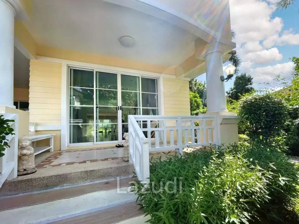 3 Bed 4 Bath 350 SQ.M Nantawan Rama 9 - Onnut