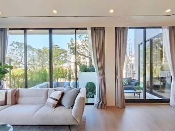 4 Bed 6 Bath 370 SQ.M. Aerie Srinakarin-Krungthepkreetha